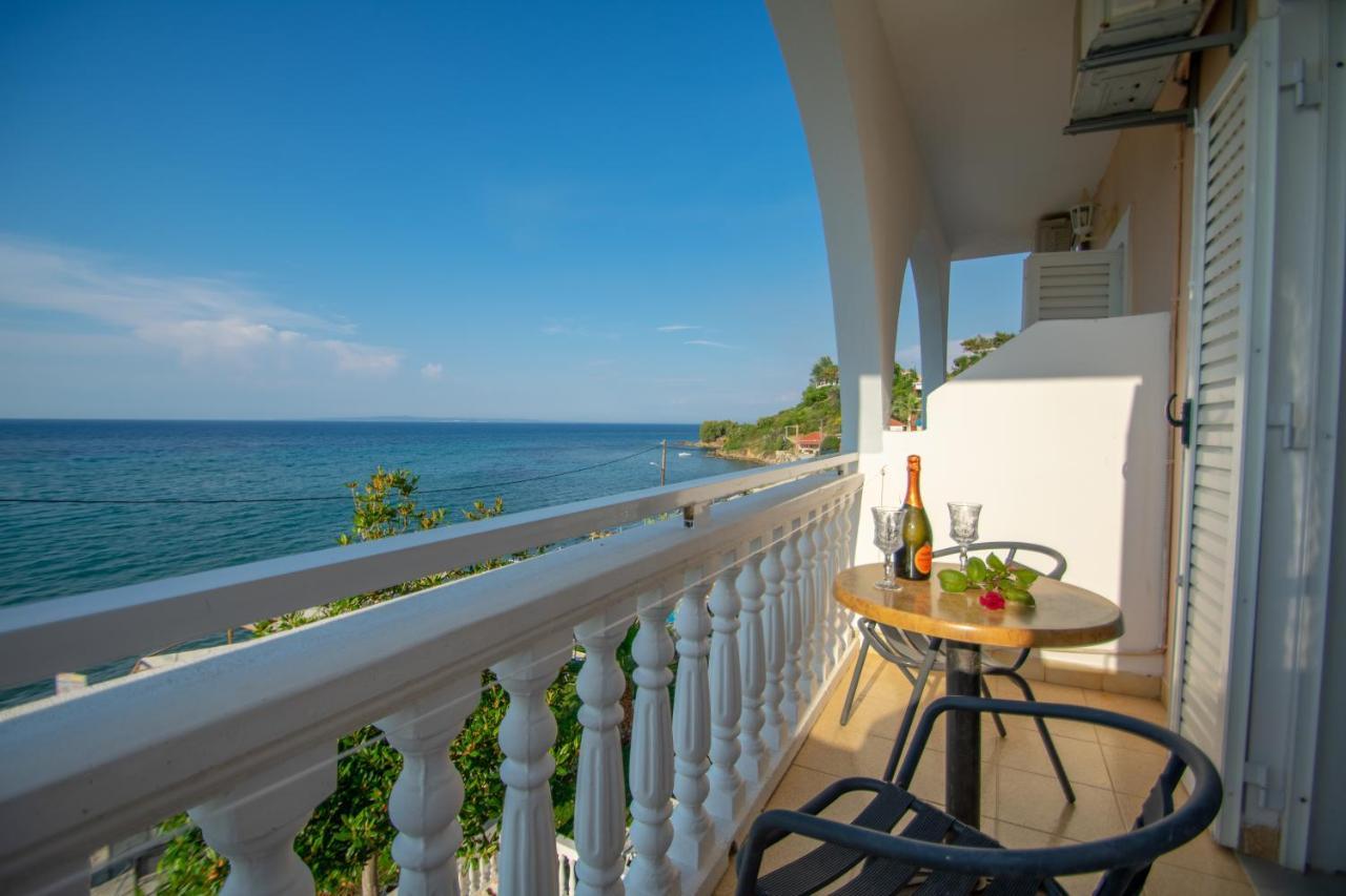 Agoulos Beach Hotel Argassi Dış mekan fotoğraf
